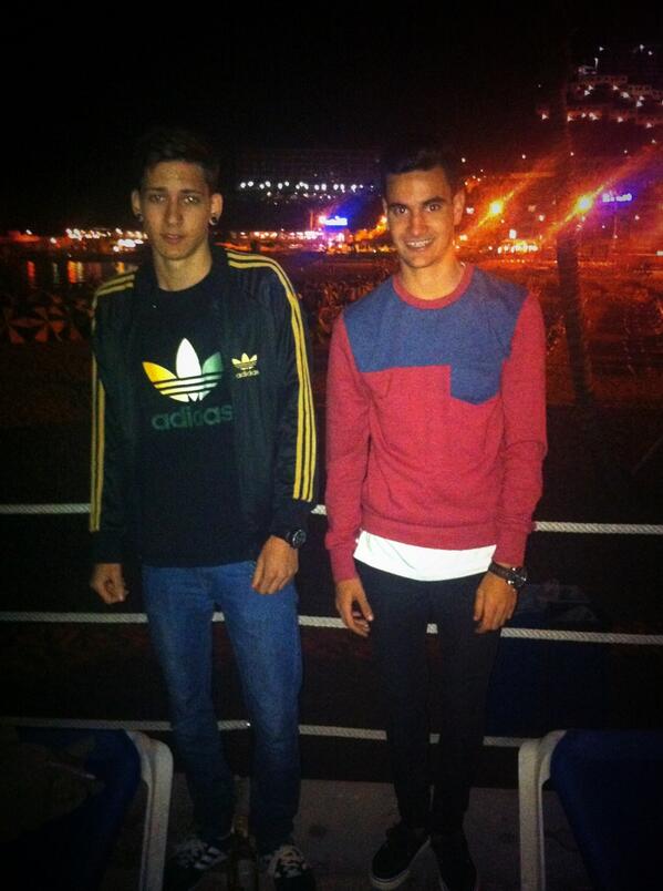 OAlvarez_23's tweet image. Pasando San Juan agustote con los chiquillos #standbye