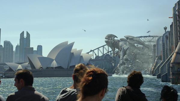 Here's a closer look at the 'Sydney' #Kaiju from <a href="/PacificRim/">Pacific Rim</a>! RT: PacificRim-Movie.net/gallery/view/i… #PacificRim