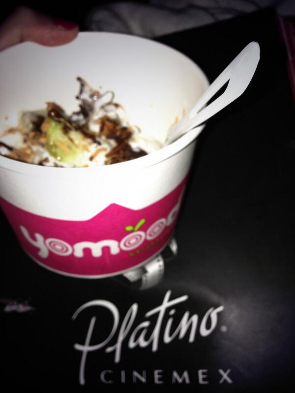 andeaaparicio's tweet photo. El mejor antojo para el cine #yomood! Con tunas http://t.co/ZXnl0l2h74