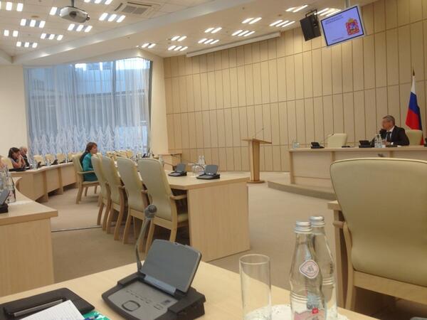 dvpestov's tweet image. Понедельник, 8.00. Совещание по неплатежам за энергоресурсы. Будем совещаться в 7, и в 6 утра, пока дело не сдвинем.