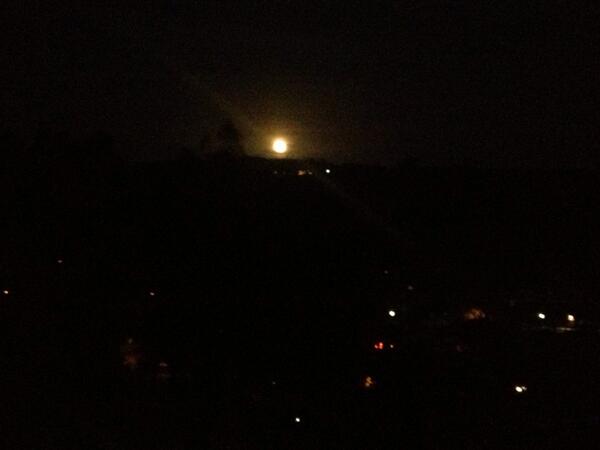 garyhii's tweet image. @HarrietBaldwin @NewsNinja2012 - I dunno, thought it was petty cool (SoCal), #moonlightsurf would have been cooler