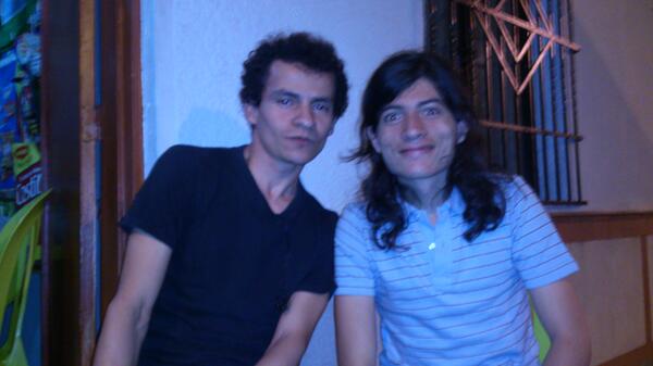 barbasvet's tweet photo. Los locos http://t.co/sJJHJxma4y