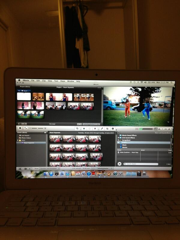 DeltaFamily's tweet image. SORRY about the delay, only just had time to start the video xx