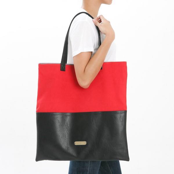 clementinemimsy's tweet image. Tote bag canvas 250.000 available @manekinekoSPACE