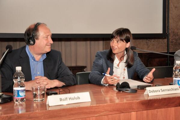 Bei Präs. Serracchiani (Friaul Jul.-Venetien) in Udine zu grenzüberschreitender Zusammenarbeit im Öffentl. Verkehr