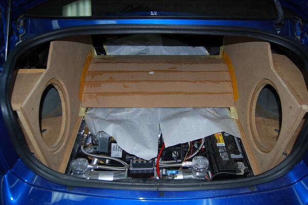 402Motoring's tweet photo. Wide Body Charger Trunk Audio Project #njcustomshop #audio #njaudioshop #widebodycharger #402Motoring #pioneer #lxcar http://t.co/BaH3eLfZXj