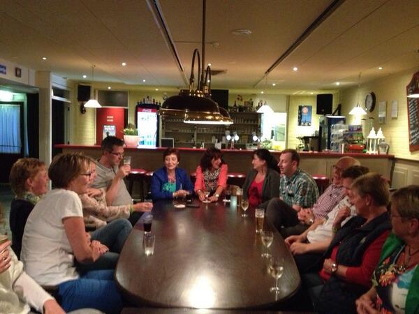 hldvdANNEN's tweet photo. Nog even een laatste overwinningsborrel op #hldvd #annen http://t.co/PWNjMYOuoI
