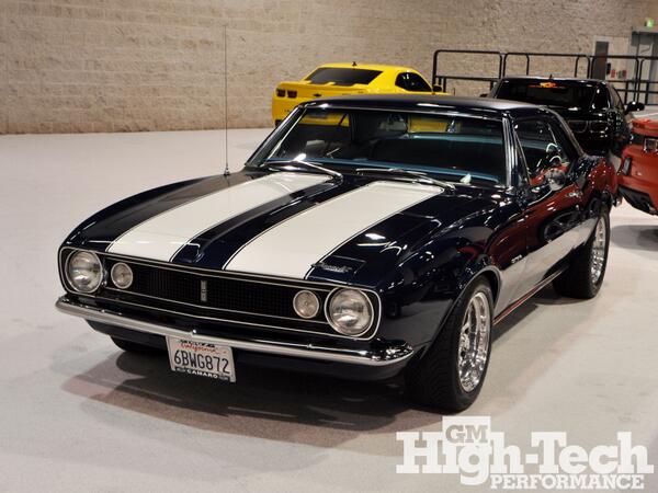 ar.gy/4b3D Just Classic.. Oc Auto Show First Gen Camaro With Racing Stripes [PIC]