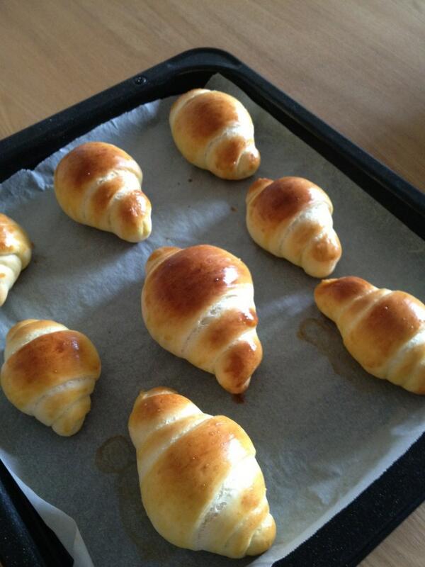 patorapp's tweet photo. ママ友かパンを習いに来てくれました(^^)
出来上がりに感動( ´ ▽ ` )わかるな～！ http://t.co/wFQc7yE1mF