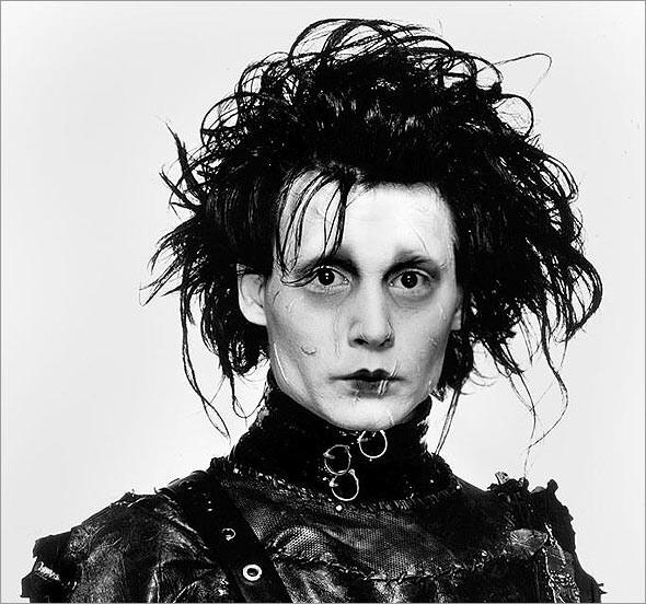 _Perfect_Weapon's tweet image. Edward Scissorhands is so adorable （＾ν＾）&amp;lt;33
