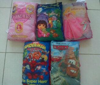 Pillow Book. Ada 5 judul (Princess, Dora, Sleeping Beauty, Spiderman &amp; Cars). Rp 70.000 ;)