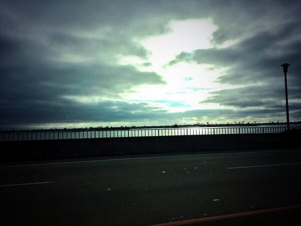 SydniWhitaker's tweet photo. Back in Diego xoxo http://t.co/YqGmPwZuyS