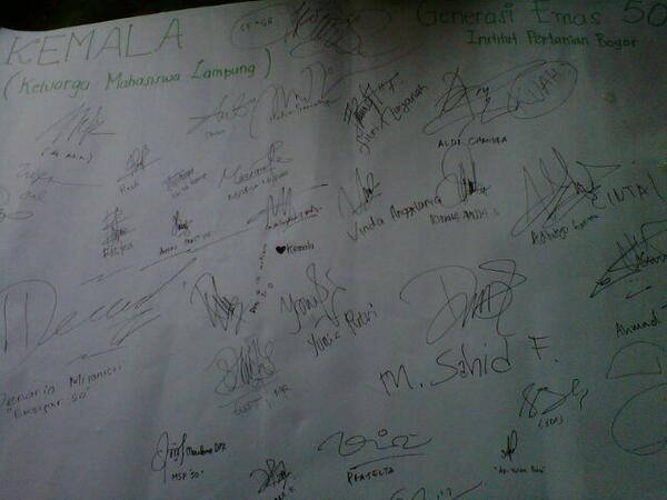 Ini ni tanda tangan para Generasi Emas IPB dari lampung :) cc: <a href="/KEMALA_IPB/">KEMALA IPB</a>