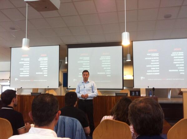 <a href="/alvientooo/">Alberto Ribas</a>: Estupenda ponencia de <a href="/SILOSENOVENDO/">JUAN JOSE ROMERO</a> #incuvi sobre prehistoria y presente en planteamiento empresarial