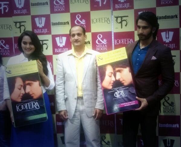 LooteraFilm's tweet photo. All smiles! @RanveerOfficial &amp; @sonakshisinha celebrate the spirit of romance with #Lootera &amp; Mills and Boons! http://t.co/hw3Fvr7VVj