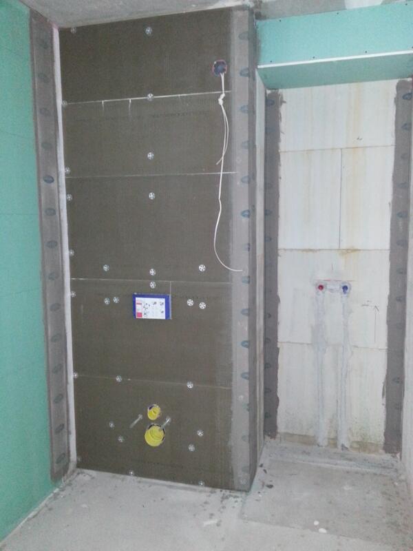 Badkamers op 'T Top beginnen vaste vormen te krijgen.