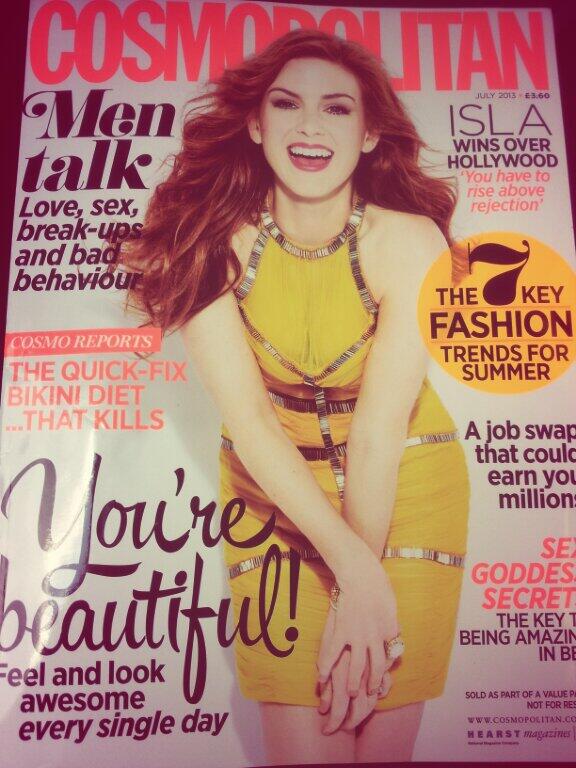 hutchings15's tweet image. Cosmo on the bus #cosmopolitan #magazineaddict #mentalk