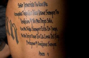 ajlee2012AJ's tweet photo. @reymysterio Que dios te bendiga rey http://t.co/QcFKKL6DXO