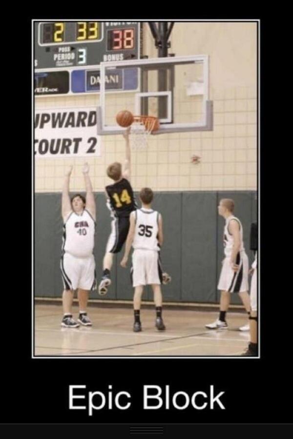 kimboflow79's tweet photo. @Chabsky04 le futur shaquille o'neal (blanc) http://t.co/ZPxBPJPqL8