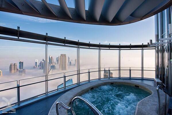 UberFacts's tweet photo. There is actually a pool located above the clouds in Dubai. http://t.co/wMjRpcwwXO