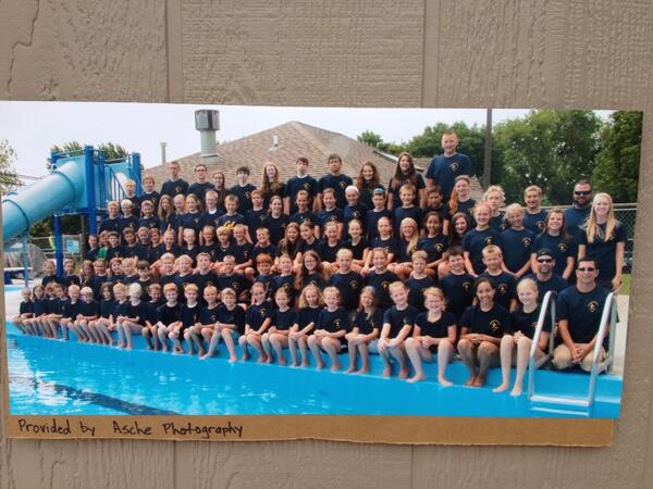 Eastridgepool's tweet photo. Team photos are in and the look marvelous! http://t.co/GVOoI0Z6sb