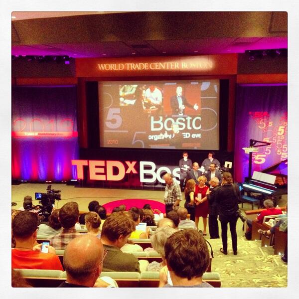 BradySadler's tweet image. Hanging at #TEDxBoston w/ @TerryLozoff. Next up, infusing tech into music! cc: @dyninc @1band1brand #MusicMeetsTech