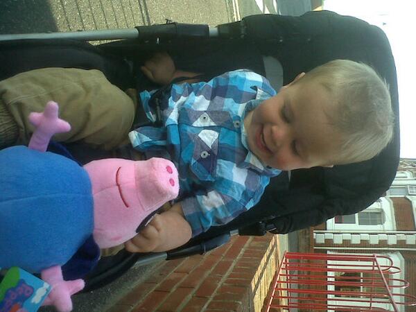 _Stacii_Anne_'s tweet photo. Little man loves his George, @ginnieweasley we did good! http://t.co/uYA2iogNmd