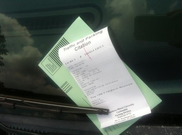 frankelmissy's tweet image. Seriously SIU? There's only 15 cars in this whole lot!! #notpaying #itsummer