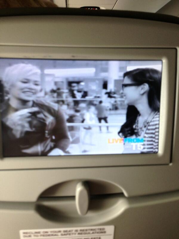 DailyCandyPR's tweet image. SPOTTED: Our Chief Correspondent @suchinpak on JetBlue chatting with @emilesande