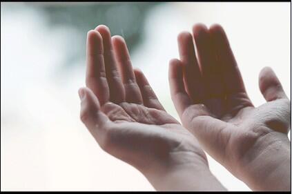 MohamadAlarefe's tweet photo. قال أبو الدرداء رضي الله عنه لزوجته:
إذا غضبت فَـرَضيِّني،
وإذا غضبت رضيتك،
فإذا لم نكن هكذا فما أسرع ما نفترق http://t.co/xmqWi86mIv
