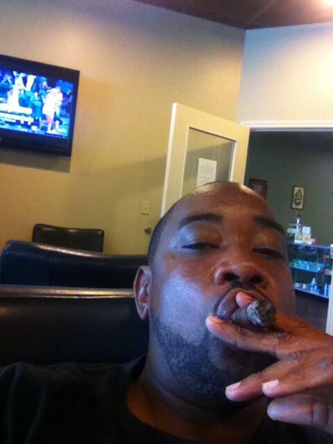 Ljackson00's tweet photo. Starting early.... http://t.co/VPBOPdCIcM
