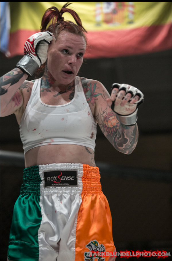 GemmaHewitt4's tweet photo. MMA Semi-pro debut #lovedit #mma #wmma #fight http://t.co/06KBFodqRF