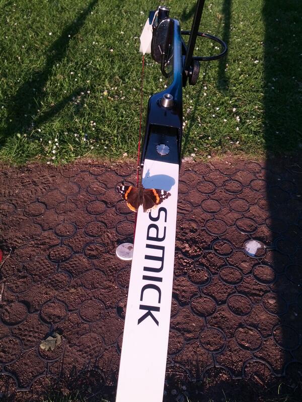 We had an extra at the beginners evening tonight, summer's here at last! <a href="/archerygb/">Archery GB</a> <a href="/worldarchery/">World Archery</a> @SpelthorneSport