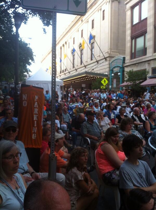 This is downtown #ROC on a Tuesday night! #XRIJF #rocjazz