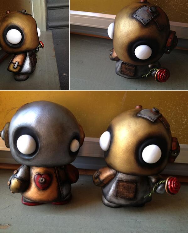 tinybotfactory's tweet photo. Custom creations from April! 4.5" tall with a Munny as a base to sculpt on. http://t.co/PbTxVghkRY