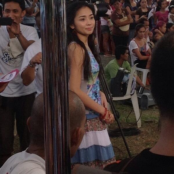 DanRyn26's tweet photo. #BTS #GTB :) 1  http://t.co/mBd6sMxElY