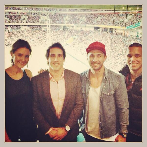 KimBusteed's tweet photo. Bit of fun at the footy with @bennydaley and @QuadeCooper. Thankyou @jeepaustralia! #queenslander!! #suncorpstadium http://t.co/1iXSY8zaLH