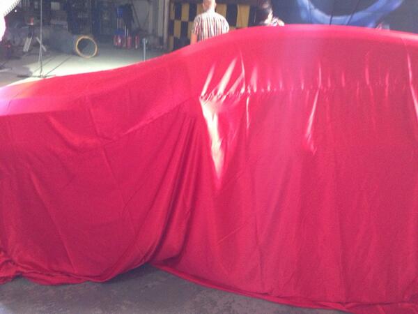 TheRealJulin's tweet photo. Wonder what car this is http://t.co/f7ruOavM04