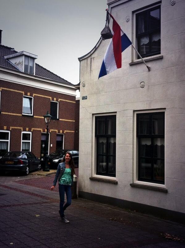 JjJelske's tweet photo. Beter laat dan nooit #geslaagd http://t.co/JjDhoDWrwp