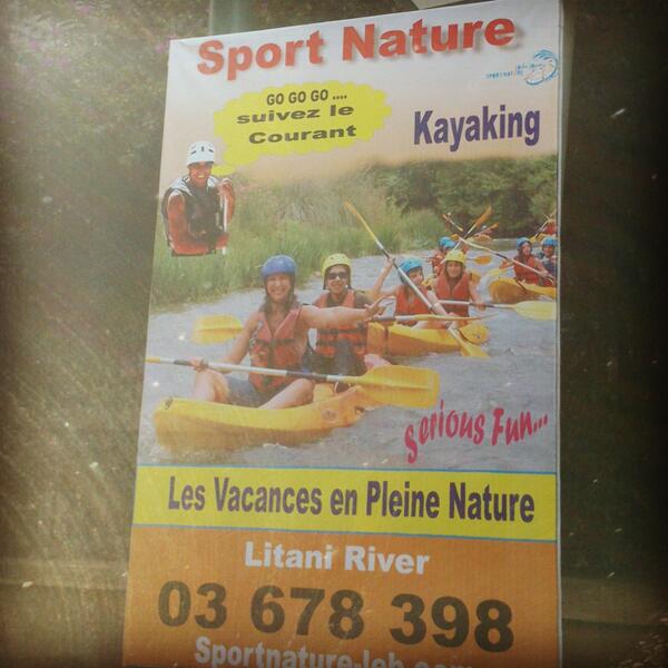 yarakawas's tweet image. The worst ad ive ever personally seen! Why is there a floating man with no body??!!!!  #habal