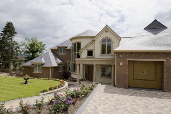 arq_bsc's tweet image. One of our latest home automation projects in North Wales #homecinema #ipadcontrol