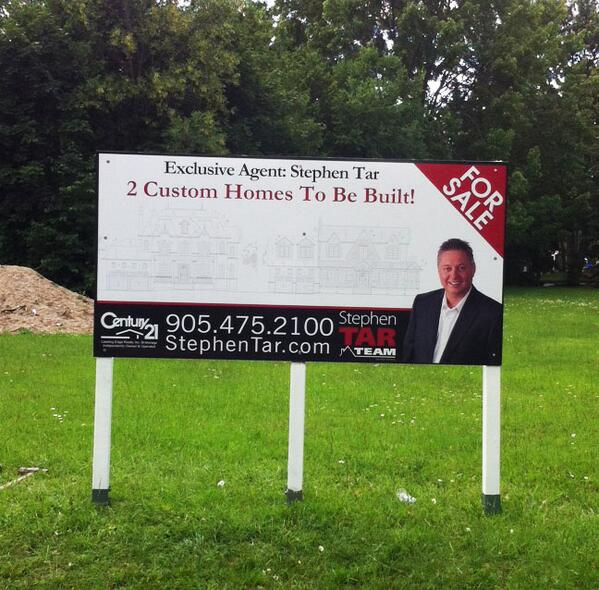 HighPrintCo's tweet image. Check out @StephenTarTeam 's new installation! #realty #realestate #signs #printing #printcompany #gta #toronto