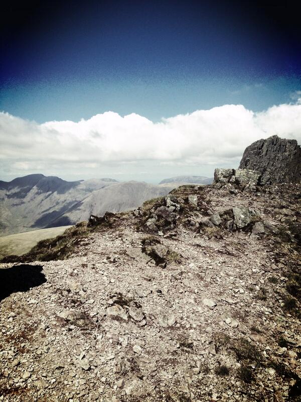 8x3000Ft's tweet photo. Soon to be our view for 24hrs non stop ! Mountain after mountain #nopainnogain http://t.co/hzS2XNvrMA