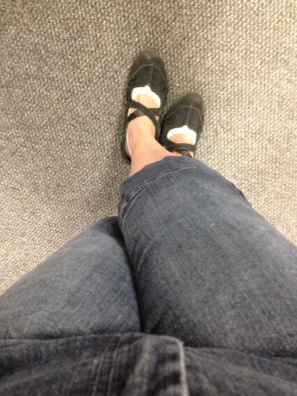 SilvanaBab's tweet photo. Waiting for my ultrasound. #bladderbusting http://t.co/a4rluoD0H4