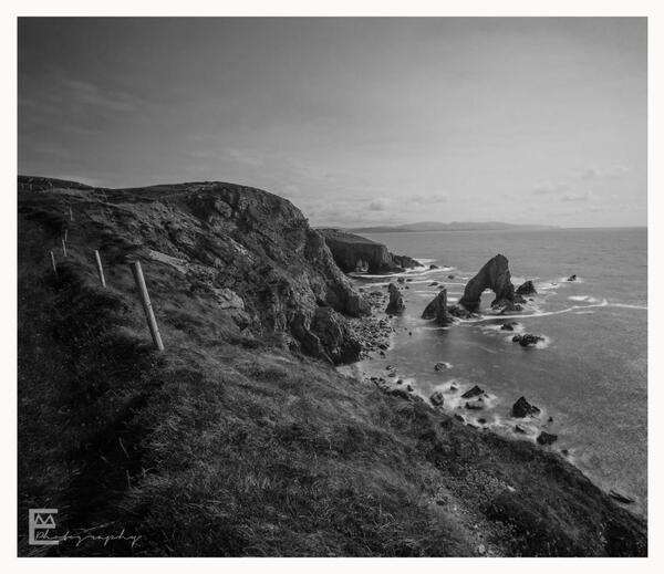 EMPhotographyy's tweet photo. @TourismIreland1 - A little #Photo of Crohy Head Sea Arch - In beautiful Co Donegal #Ireland #Photography http://t.co/waK8nAENOV
