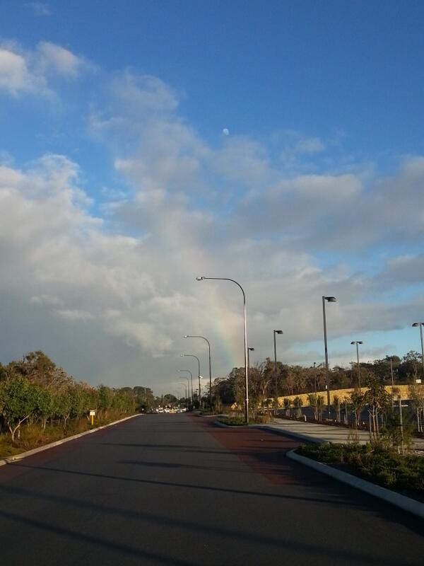 FloraBashley's tweet photo. Moon and Rainbow at the moment in Perth, Australia. http://t.co/k9QrK3HWQB