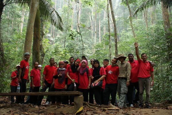 CCSCKualaPilah's tweet photo. Cabaran Titian Silara 26.6.13-FRIM, Kepong @KP_AADK @AADKMalaysia @AADKKPilah @norlidajr66 @Mae_ivan http://t.co/7BhyrOy54z