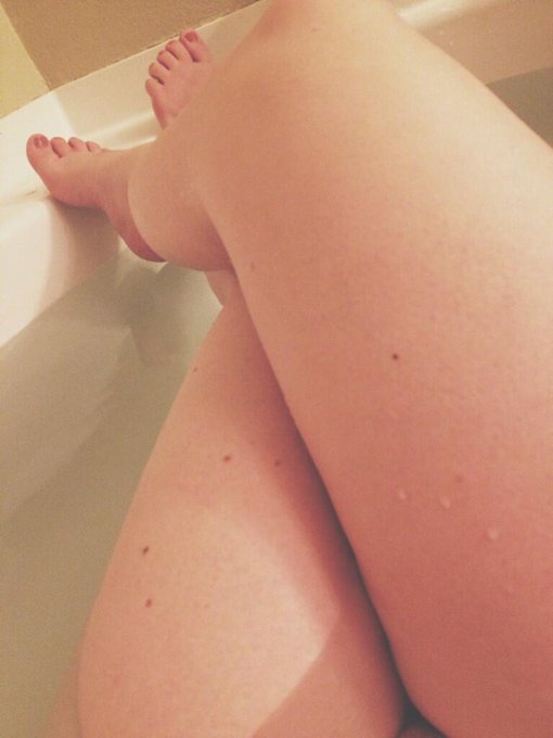 What I'm doing instead of working... http://t.co/ru0rEf5OFz<a href="/tag/thongthursday"class="tags"><span>#thongthursday</span></a>