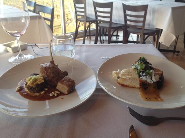 stevediamondd's tweet photo. Makes a change from KFC.
Thursday's lunch at a winery south of Melbourne. #poshfood http://t.co/l0W4Pfxrgk