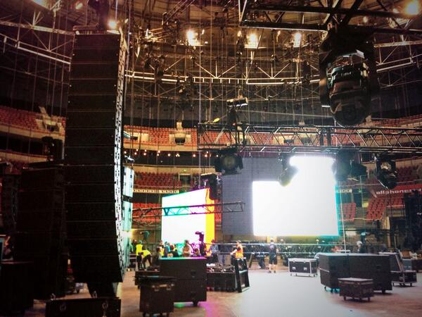 BPA_NZ's tweet photo. Busy at loadin for Hillsong 2013 Conference @allphonesarena  @hillsong @hillsongunited @HillsongAus http://t.co/qwklZ8VVqk